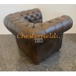 Klassisk Antik mellembrun (A5M) Chesterfield lænestol