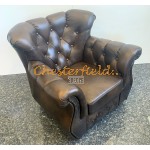 Monk mediumbrun (A5M) Chesterfield lænestol